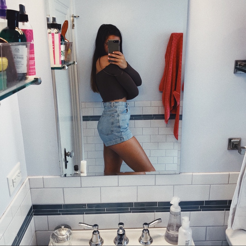 AMERICAN APPAREL JEAN SHORTS